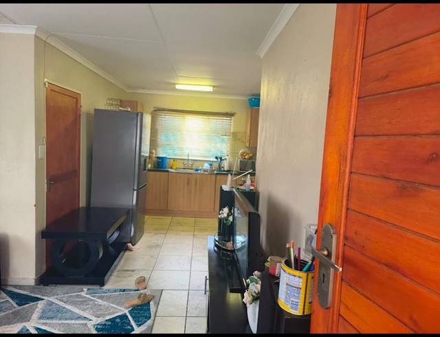 3 BEDROOM HOUSE FOR SALE IN FREEDOM PARK B